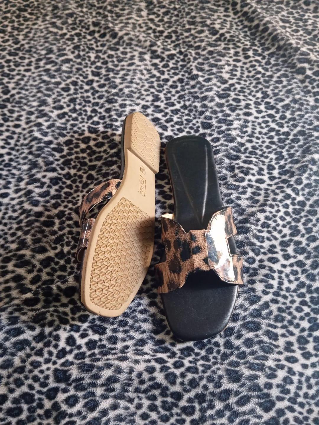 Women’s Leopard Print Slide Sandals – Black Square Toe Slip-On Flats with Animal Print Strap | Trendy Summer Footwear