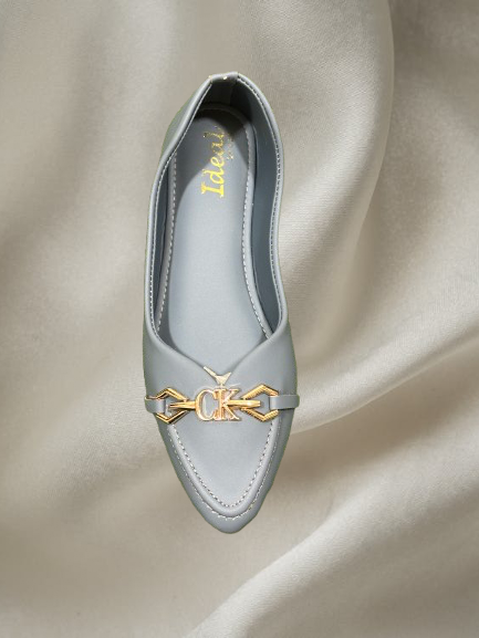 Chic Pointed Toe Women’s Loafers – Elegant Slip-On Flats with Gold Chain Accent | Comfortable & Stylish Office Shoes