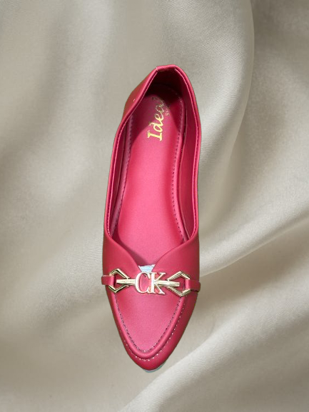 Chic Pointed Toe Women’s Loafers – Elegant Slip-On Flats with Gold Chain Accent | Comfortable & Stylish Office Shoes