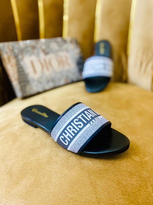 Trendy Black & White Women’s Slide Sandals – Designer-Inspired Slip-On Flats with Bold Logo Strap | Stylish Summer Footwear