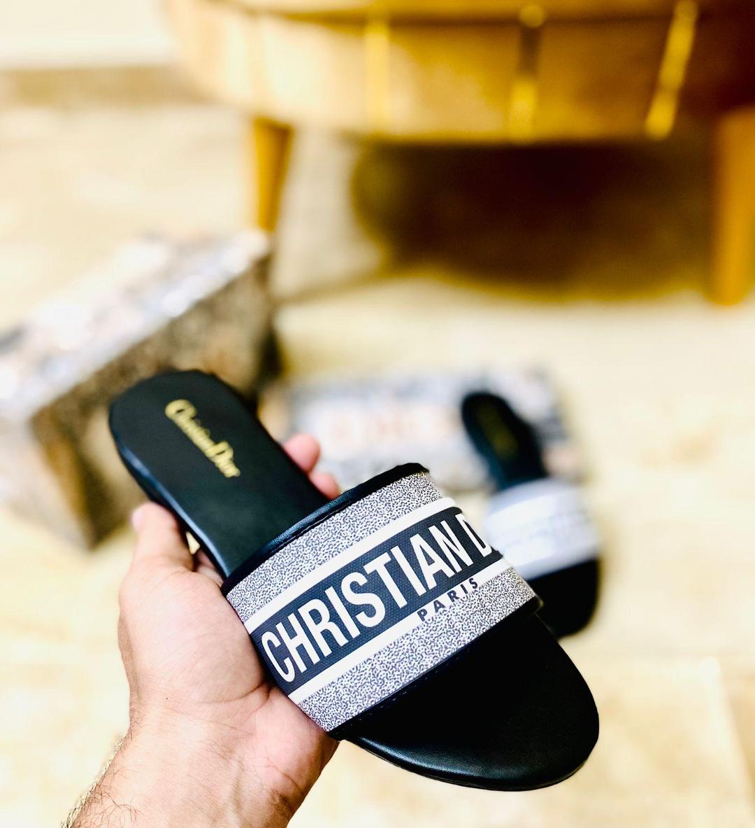 Trendy Black & White Women’s Slide Sandals – Designer-Inspired Slip-On Flats with Bold Logo Strap | Stylish Summer Footwear